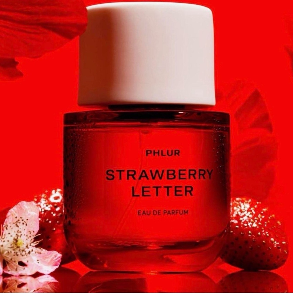 Phlur Strawberry Letter Eau de Parfum
